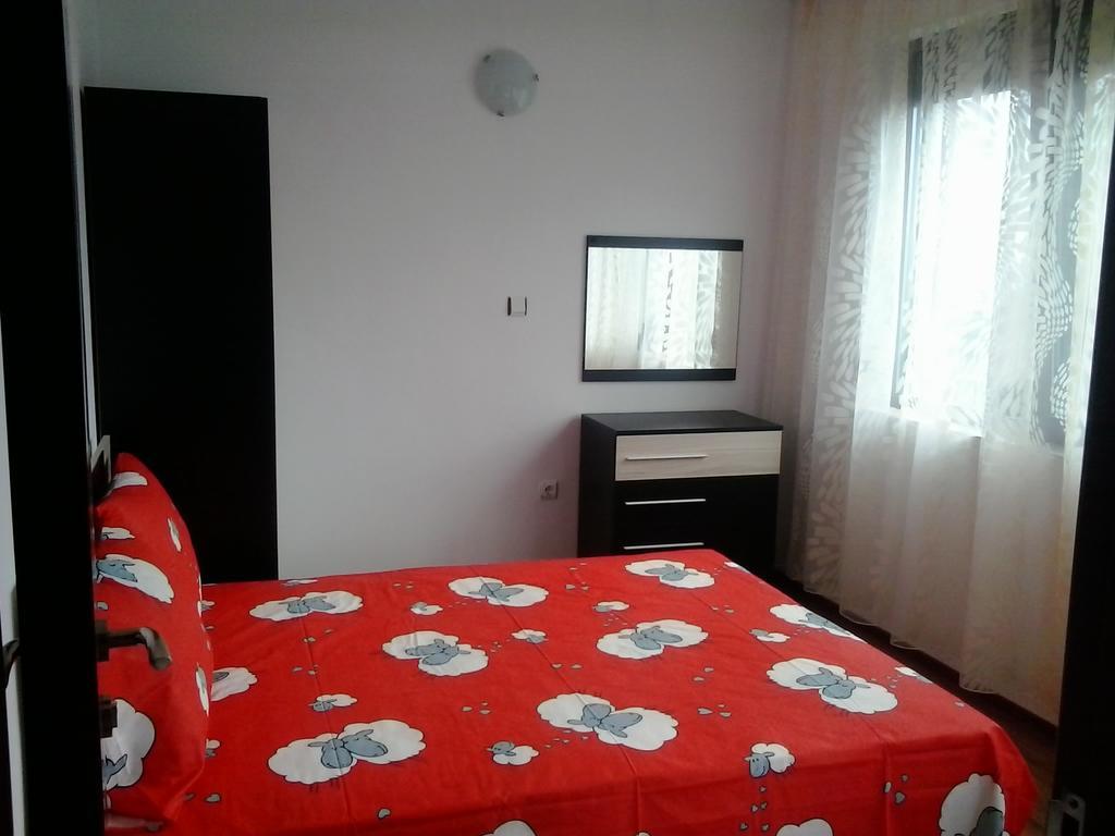 Apartments In Sunny Hill 3 Guest House Sozopol Room photo